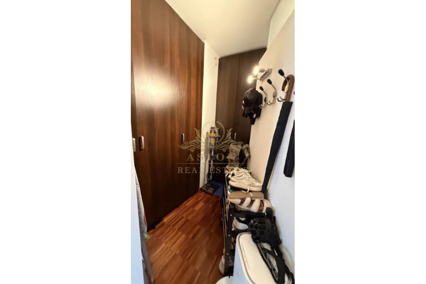 Warszawa, Śródmieście, Grzybowska, Przestronny apartament na Grzybowskiej